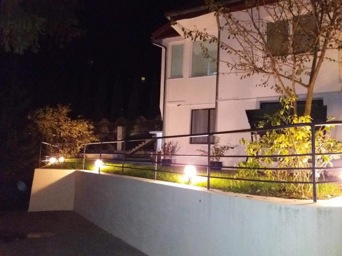 Spirii House Lägenhet Braşov Exteriör bild